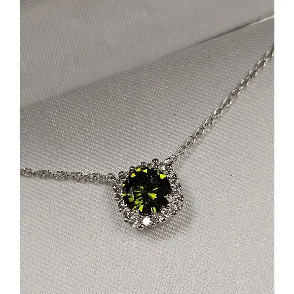 NEW Peridot Sterling Silver Necklace - August Birthstone - Picture 6 of 6